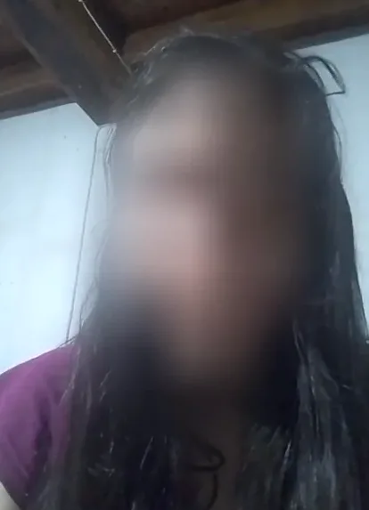 Anne, 18