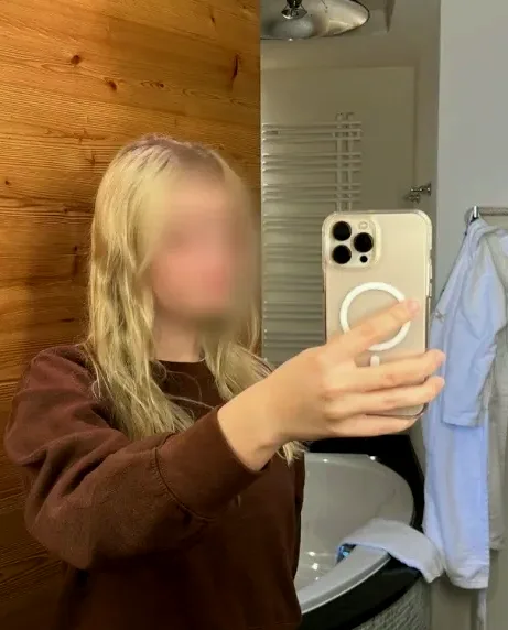 Maud, 20
