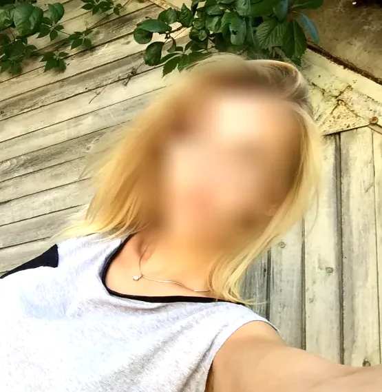 Monique, 34