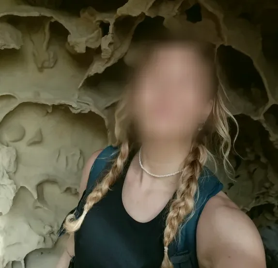 Vera, 29